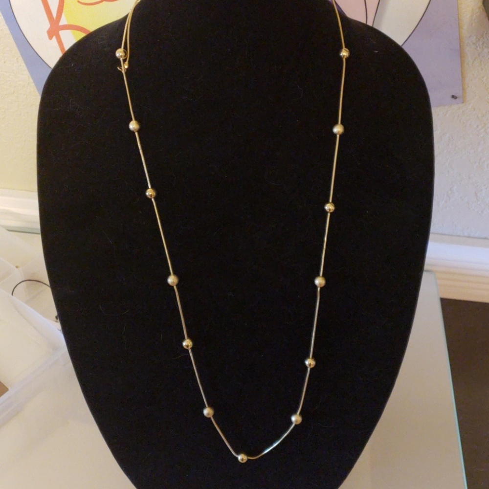 Daisy fuentes goldtone necklace & ring size 6/7